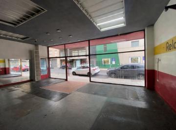 Local comercial · 315m² · ¡Alquiler Local Comercial en Pleno Centro de Quilmes!