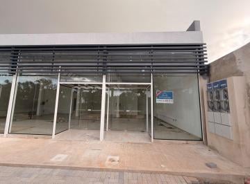 Local comercial · 42m² · Local Comercial - Open Boulevard Mall