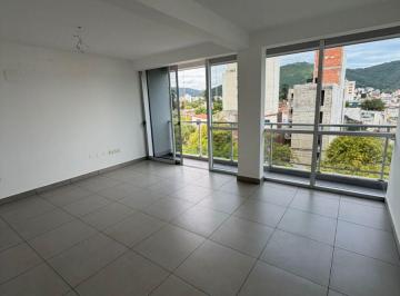 Oficina comercial en Venta de 3 ambientes Centro Ciudad · Oficina en Venta con Balcon a Estrenar m² Totales 112 en Leguizamon 835