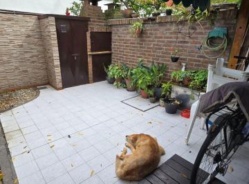 PH · 146m² · 4 Ambientes · Sentí Tu Casa, Sin Moverte de Olivos: Triplex de 3 Dorm., Patio Parrilla y Cochera
