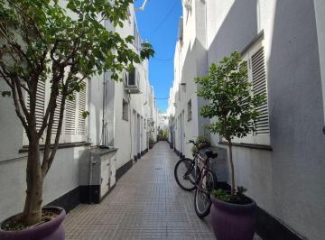 Departamento de 3 ambientes, Vicente López · Muy Lindo Depto Tipo PH de 3 Amb en Vicente Lopez. Muy Bajas Expensas. Muy Luminoso, Cerca del Rio.