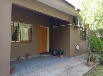 REP-REP-547_2 · Casa 2 Dorm.. | Julian Balbin 3963