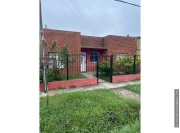 Casa · 310m² · 3 Dormitorios · Casa Pueblo Nuevo Lujan