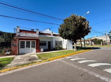 Casa · 148m² · 4 Ambientes · 1 Cochera · Casa en Venta en Garín, Escobar - ID 6032