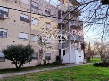 Departamento · 78m² · 4 Ambientes · Departamento de 3 Dorm. - La Plata