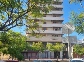 Departamento de 4 ambientes, Godoy Cruz · Alquilo Departamento Frente Plaza Godoy Cruz