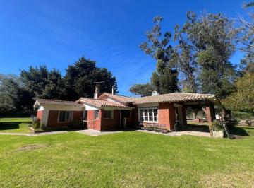 Quinta vacacional de 6 ambientes, Miramar · Venta Casa Quinta en Copacabana