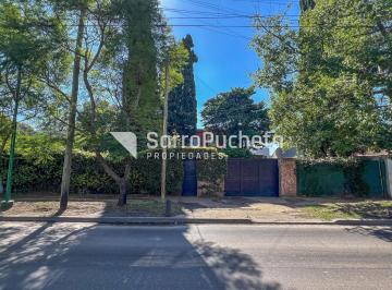 Casa · 245m² · 4 Ambientes · 1 Cochera · Venta Casa Sobre Lote de 20x63 en Ituzaingó