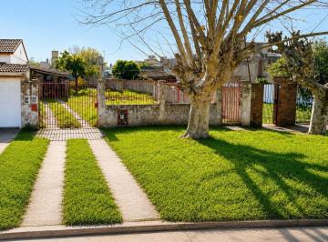 KNK-KNK-5388_2 · Oportunidad Terreno con Casa a Refaccionar