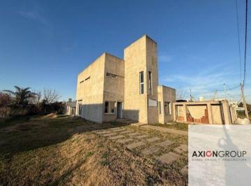 Casa de 4 ambientes, La Plata · Venta de Casa en 13 N 6069 E/ 654 y 655 - Sicardi