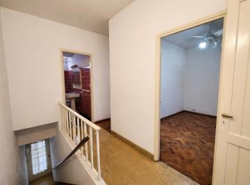 PH · 58m² · 3 Ambientes · Venta Casa de Pasillo de Dos Dorm. con Terraza