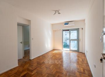 Departamento · 33m² · 2 Ambientes · Guemes Al 4800 - Todo Al Frente Balcon Todo Sol Todo Externo