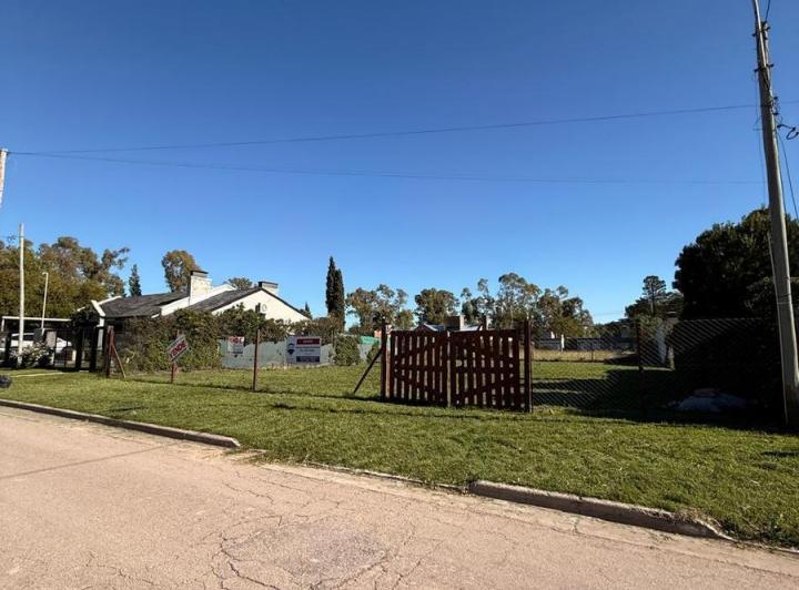 Terreno · 640m²