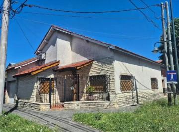 Casa de 3 ambientes, San Isidro · Casa 3 Amb Excelente Zona | Patio, Cochera, 2 Baños Amplia y Luminosa