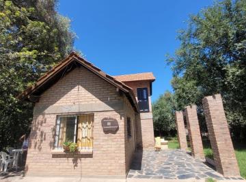 Casa de 3 ambientes, Villa Merlo · Merlo San Luis Chalet 3 Amb. Barrio Piedra Blanca Arriba