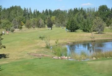 Casa · 180m² · 7 Ambientes · 2 Cocheras · Venta Casa de Tres Dorm. - Barrio Comahue Golf Club - Neuquen Capital.