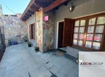 Casa de 4 ambientes, Berisso · Venta de Casa en 18 N 4014 E/ 162 N y 163 - Berisso