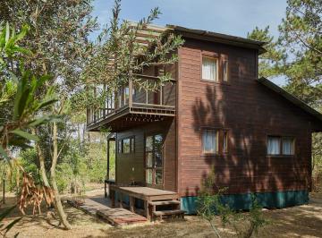 Casa de 2 ambientes, Uruguay · Casa Equipada en El Bosque con Vista Al Mar
