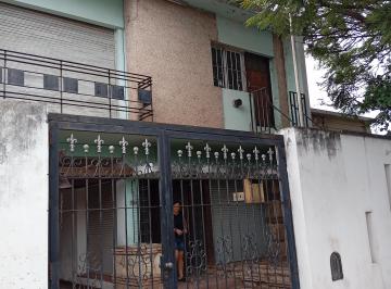 Casa de 7 ambientes, Córdoba · Venta Casa + Dpto
