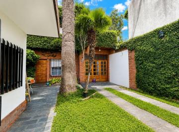 KNK-KNK-5393_2 · Oportunidad Vivienda Familiar Sobre Lote de 10 X 25