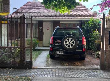 Casa · 155m² · 4 Ambientes · 3 Cocheras · Casa en Parque Luro