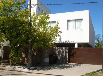 Departamento de 2 ambientes, Pilar · Tortugas Chico - Departamento en Venta - Lindero Al Club Tortugas