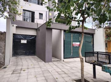 Departamento de 8 ambientes, Ciudad de Mendoza · Zeballos Ofrece en Alquiler: Dúplex 2 Dorm., 2 Baños, Cochera Ubicado en 2º Piso por Escalera
