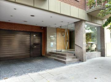 Departamento · 57m² · 3 Ambientes · 1 Cochera · Departamento 3 Ambientes con Balcon y Patio - Parque Centenario