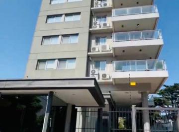 Departamento de 2 ambientes, Quilmes · Excelente Departamento 2 Ambientes con Ochera en Venta