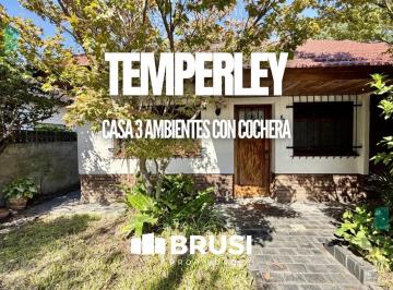Casa · 134m² · 3 Ambientes · 2 Cocheras · Casa en Venta en Temperley - 3 Ambientes