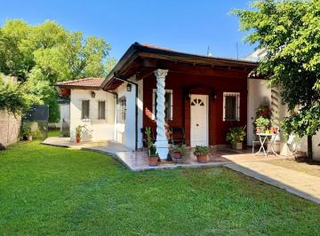 Casa de 3 ambientes, Ituzaingó · Apto Credito! Casa 3 Ambientes en Venta en Ituzaingó Norte