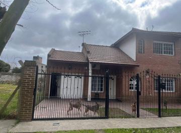 PH de 6 ambientes, Berazategui · Excelente Propiedad en Venta en Juan Maria Gutierrez