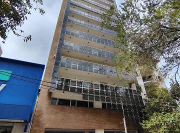 Departamento · 151m² · 6 Ambientes · 1 Cochera · Departamento en El Centro de La Ciudad