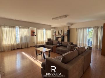 Casa · 300m² · 4 Ambientes · Casa 4 Ambientes con Quincho y Locales Comerciales - Nueve de Julio