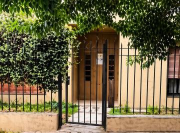 Casa de 6 ambientes, Córdoba · Vendo Casa de 3 Dorm. con Patio y Garage B° Cabildo
