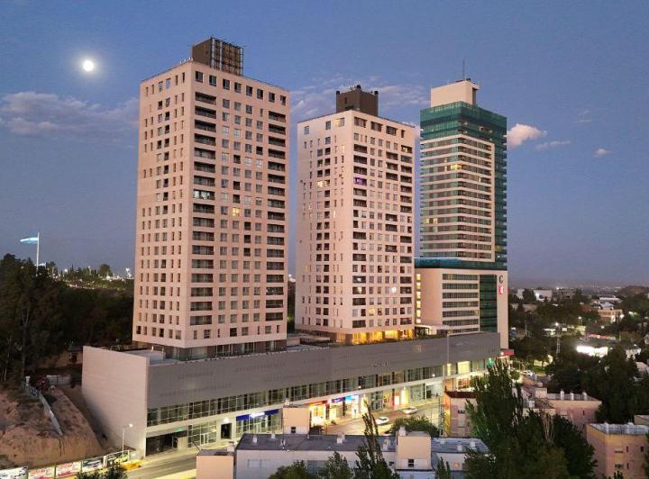 Local comercial · 439742m² · 1 Cochera