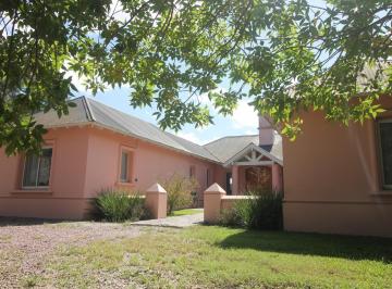 Casa · 257ha · 8 Ambientes · Casa en Venta - La Oración - Luján