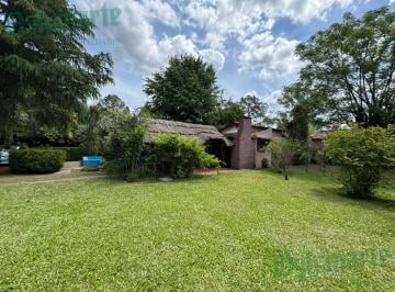 Quinta vacacional · 90m² · 3 Ambientes · 1 Cochera · Venta de Hermosa Quinta en General Rodriguez - 6 Terrenos 1.500 m²
