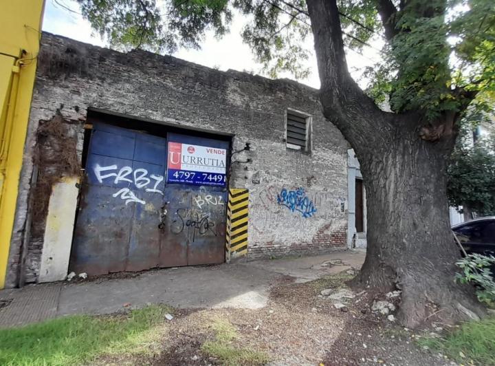 Terreno · 220m²