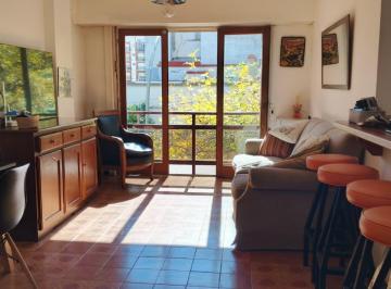 Departamento · 98m² · 4 Ambientes · Venta Departamento 4 Ambientes C/balcón a La Calle - Zona Santa Cecilia