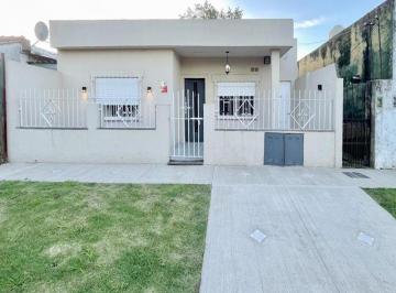 Casa · 70m² · 3 Ambientes · Casa 3 Ambientes - Parque San Martin