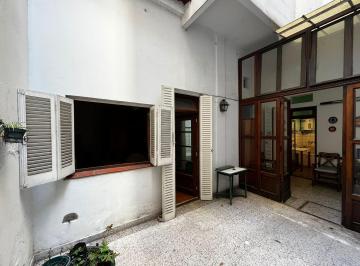 PH · 74m² · 3 Ambientes · Venta. PH 3 Ambientes. Sin Expensas. Patio. Av Cordoba 3300