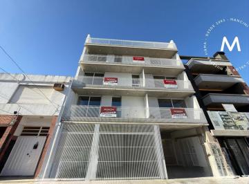 Departamento · 80m² · 3 Ambientes · Departamento en Venta de 3 Ambientes con Terraza Privada - Villa Ballester Centro