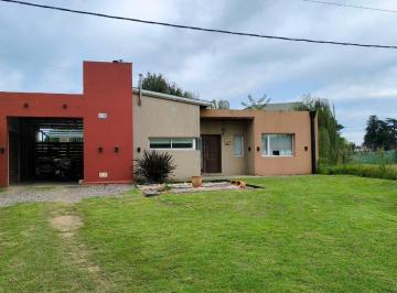 FAE-FAE-955_2 · Casa 2 Dorm.. | Cardenal Pironio Al 3300