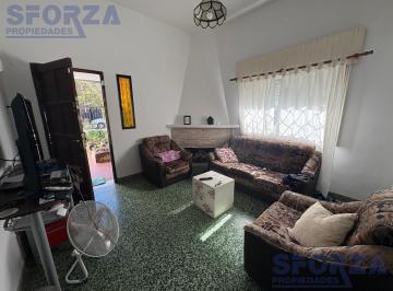 Casa · 150m² · 4 Ambientes · 1 Cochera · Casa en Venta en San Miguel