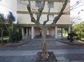 9ca7c3fe-e655-4b51-8d26-d4666260913d.jpg · Departamento en Venta San Fernando 4 Ambientes