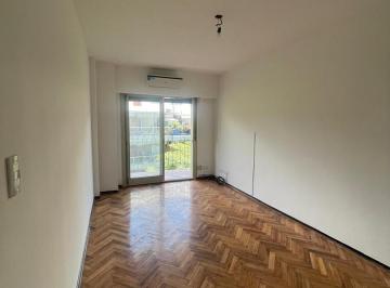 Departamento · 44m² · 2 Ambientes · 2 Ambientes Al Frente | Balcón y Muy Luminoso