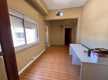 Oficina comercial · 100m² · 6 Ambientes · Oficinas en Venta Pasaje Central