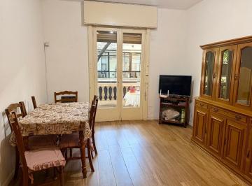 Departamento · 52m² · 2 Ambientes · Excelente Departamento en Venta en Almagro