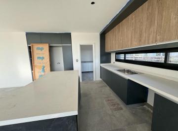Casa · 245m² · 6 Ambientes · 2 Cocheras · Venta Casa en Escobar, Barrio San Matias